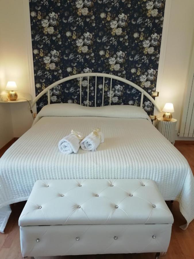 Bed and Breakfast Le Pinelle Terni Exterior foto