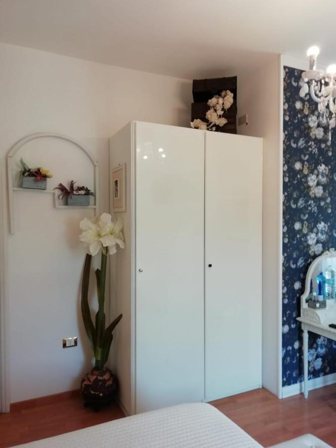 Bed and Breakfast Le Pinelle Terni Exterior foto